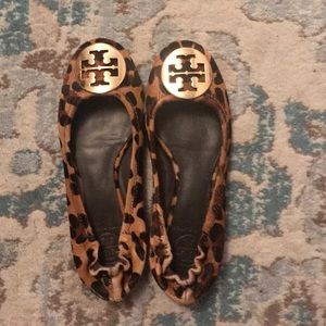 Tori Burch Leopard Flats Size 6